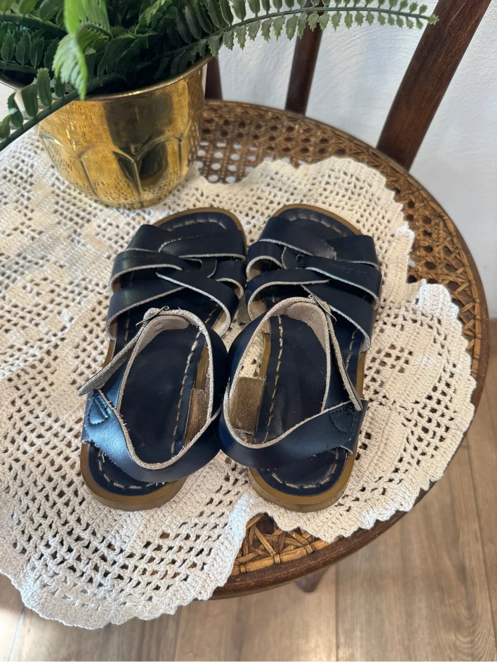 Navy Blue Saltwater Sandals Youth Size 1